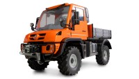 22682 Mercedes-Benz Unimog met mogelijkheid voor extra uitrusting 4WD 1op10 ARTR oranje 1